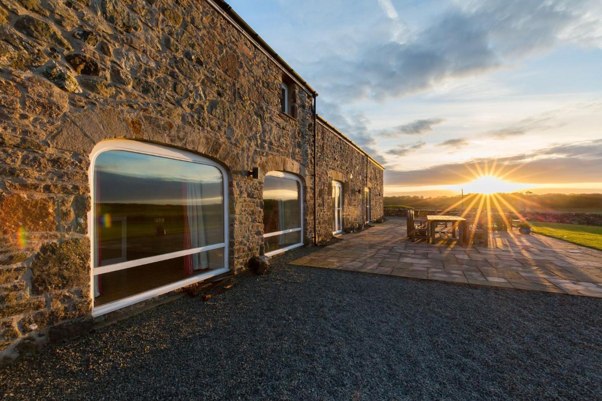 The Outbuildings Villa Newborough  Buitenkant foto