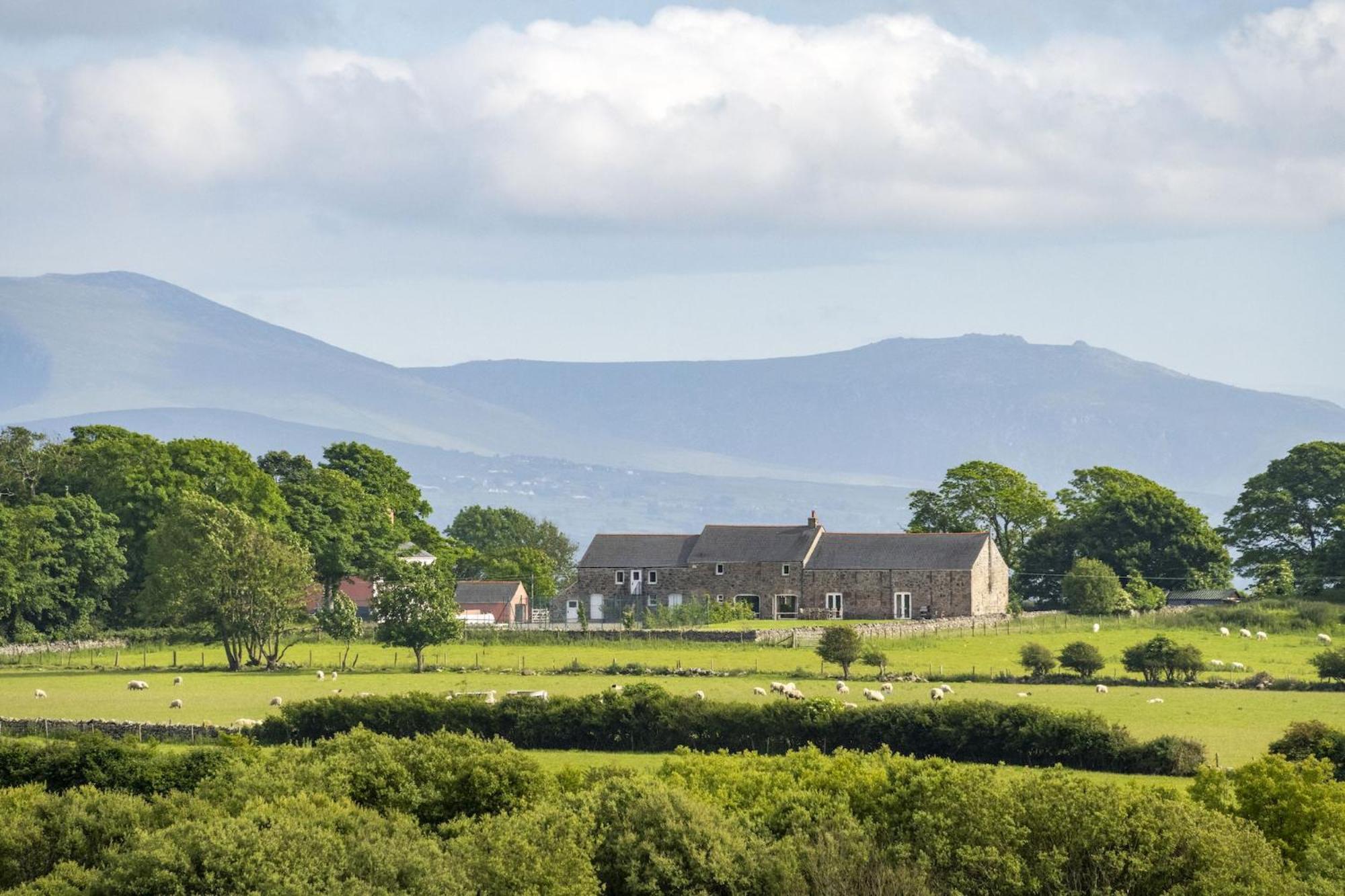 The Outbuildings Villa Newborough  Buitenkant foto